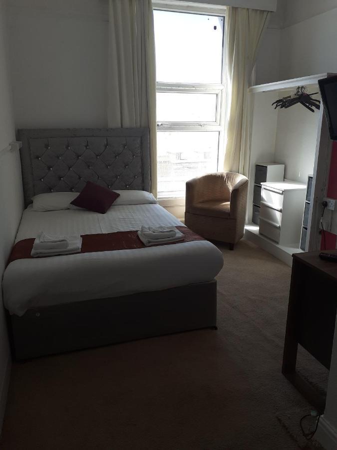 The Coastal Bay Hotel Блекпул Екстериор снимка